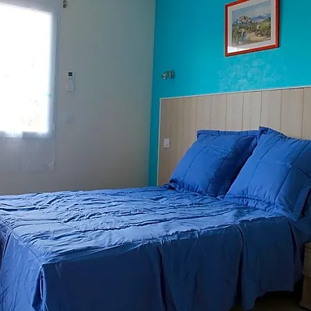 La Garona Bed & Breakfast