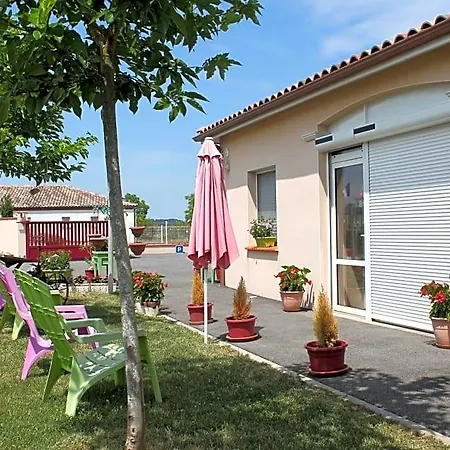 La Garona Bed & Breakfast