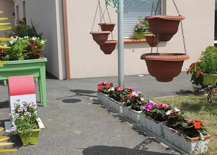 La Garona Bed & Breakfast 3*